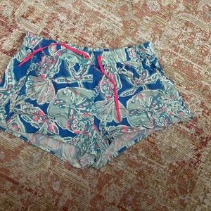 Lilly Pulitzer Luxletic shorts